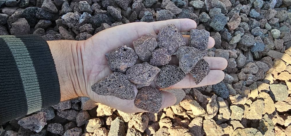 فرآیند استخراج و دانه بندی پوکه معدنی